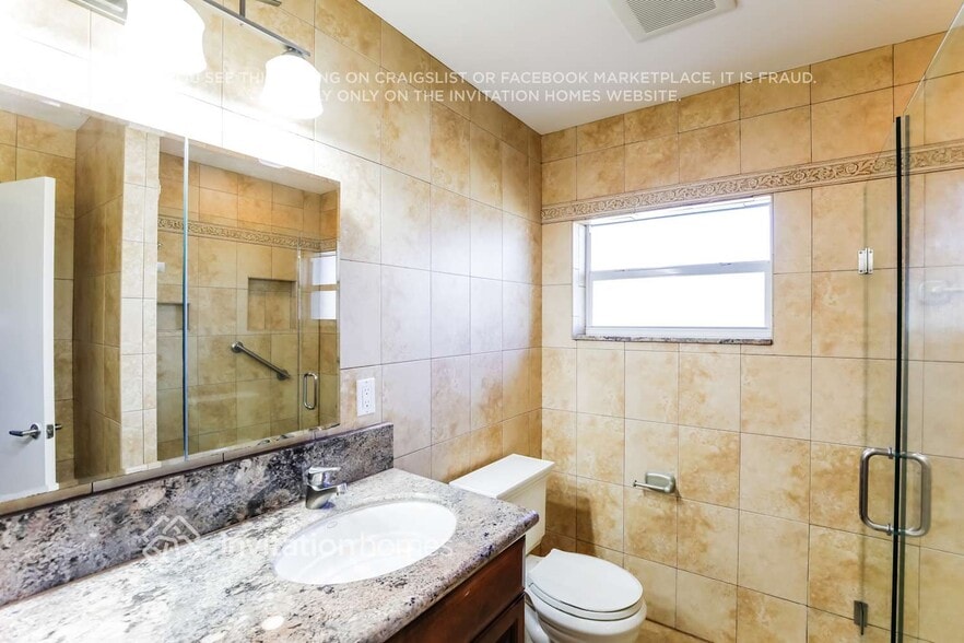 Building Photo - 4030 NW 103rd Dr