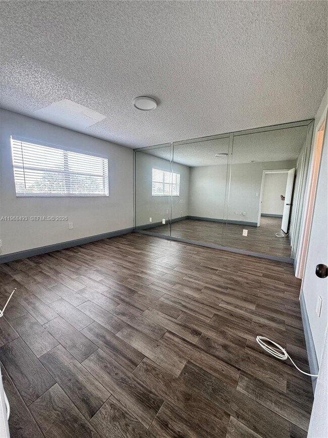 Building Photo - 8515 Sunrise Lakes Blvd