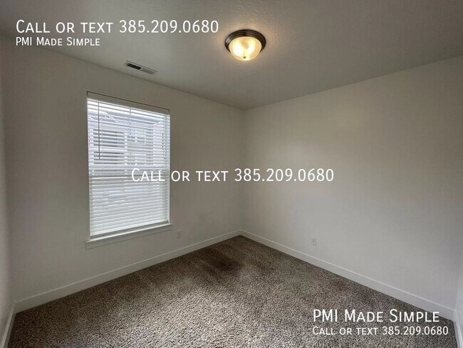 Building Photo - 1834 W Newcastle Ln