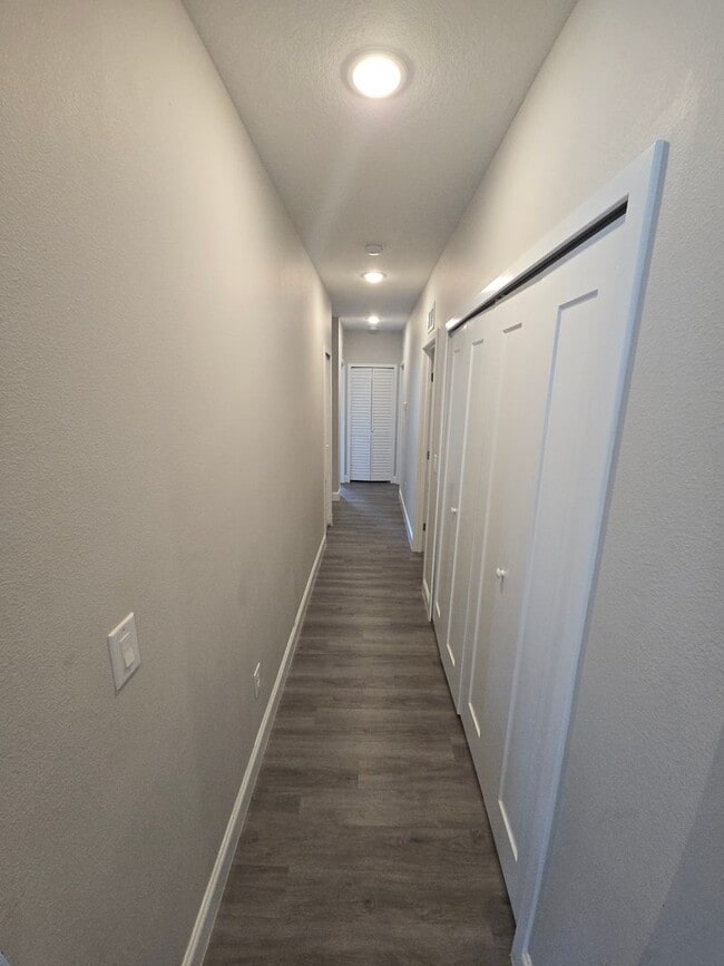 Building Photo - Charming 3/2 Home in Seffner, FL.