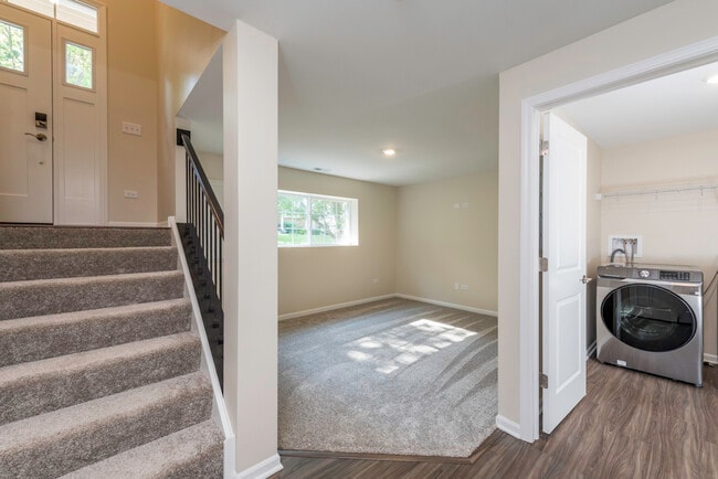 Building Photo - 804 Neubauer Circle