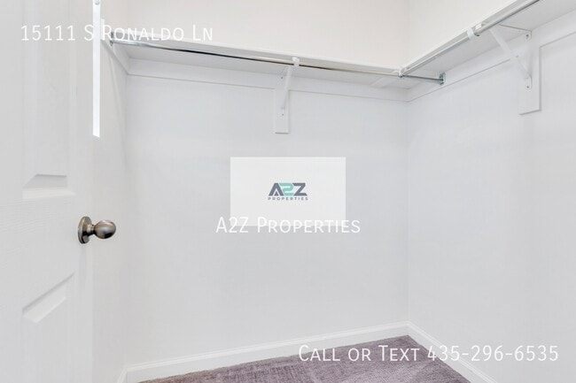 Building Photo - 15111 S Ronaldo Ln