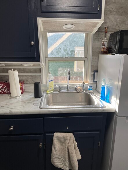 Building Photo - 108 Glenwood Ave