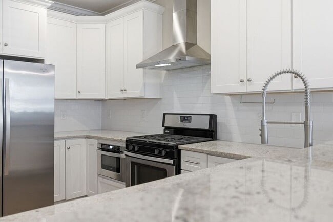 Building Photo - 4709 Kentucky Ave