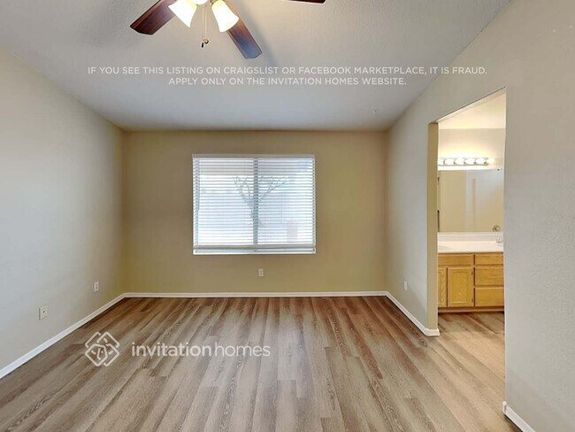 Building Photo - 6453 E Menlo St