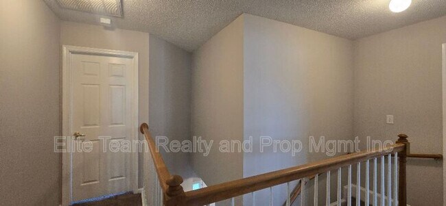 Building Photo - 14109 Southbridge Forest Dr