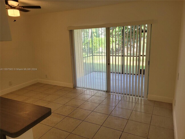 Building Photo - 4455 Treehouse Ln