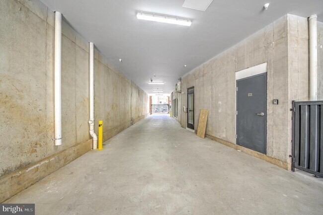 Building Photo - 2445 Innovator Wy