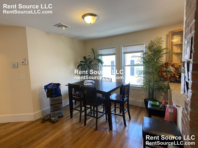 Building Photo - 80 Ten Hills Rd