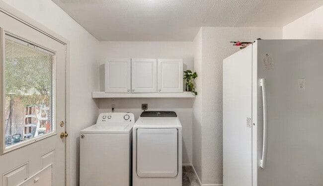 Building Photo - 9214 N 54th Ave