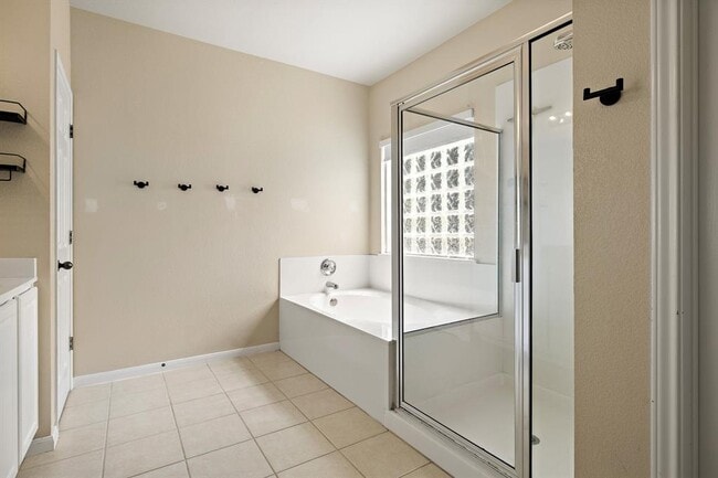 Building Photo - 502 Sherwood Ct