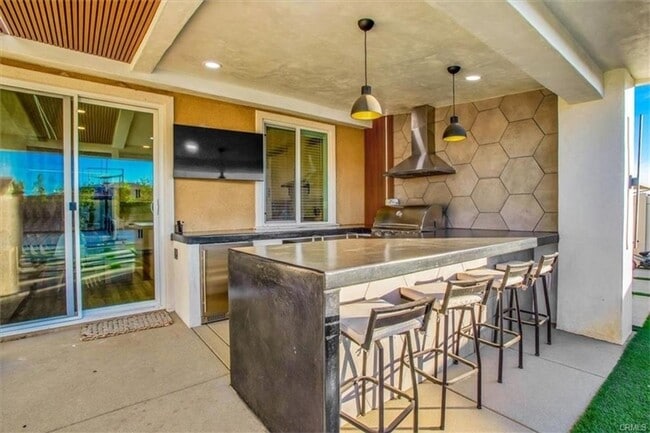 Building Photo - Stunning and Spacious 5BR 3BA Home w/ Solar Panels + Community Pool + Basketball/Tennis Court + S...