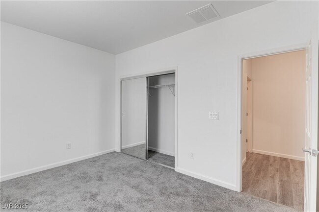 Building Photo - 2463 Eagle Harbor Dr