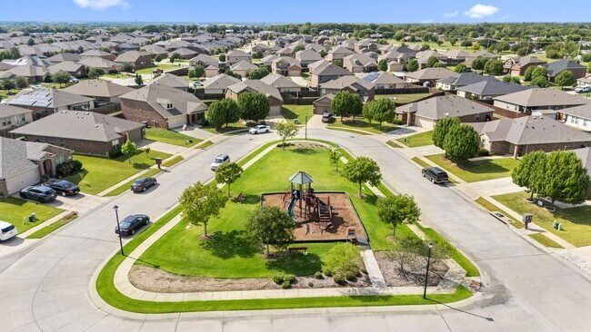 Building Photo - 1312 Cedar Hollow Dr