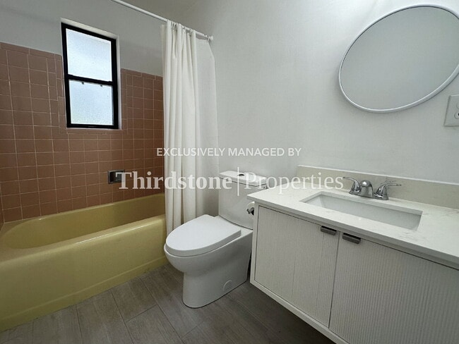 Building Photo - 8105 Santillo Dr