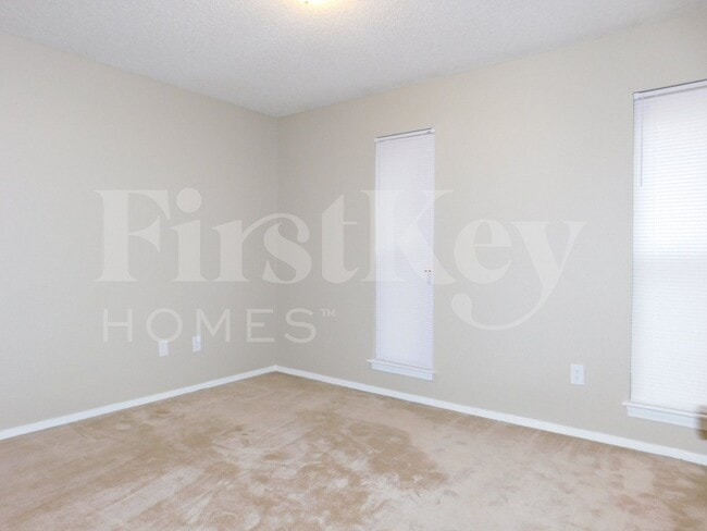 Building Photo - 3037 Leeridge Dr