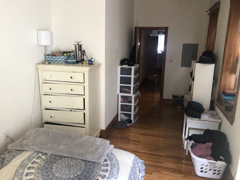 Building Photo - 404 South St