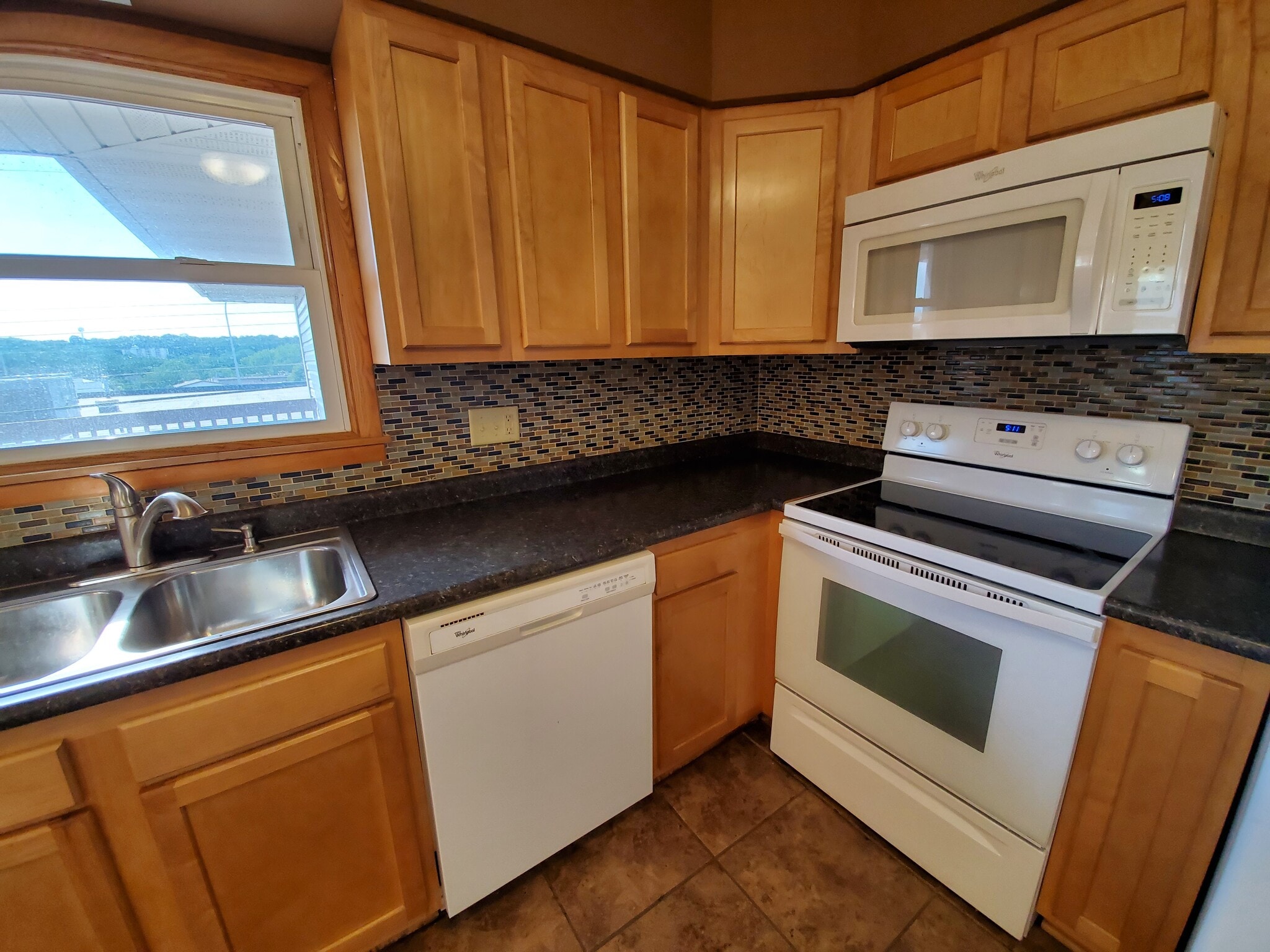 Kitchen - 1913 3rd Ave NE