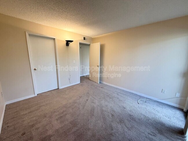 Building Photo - 10200 Belle Rive Blvd