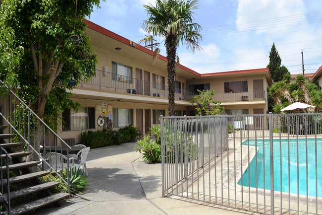 Building Photo - Lankershim Plaza Apartments