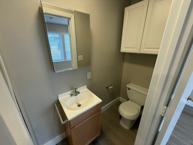 Building Photo - 49 Market St