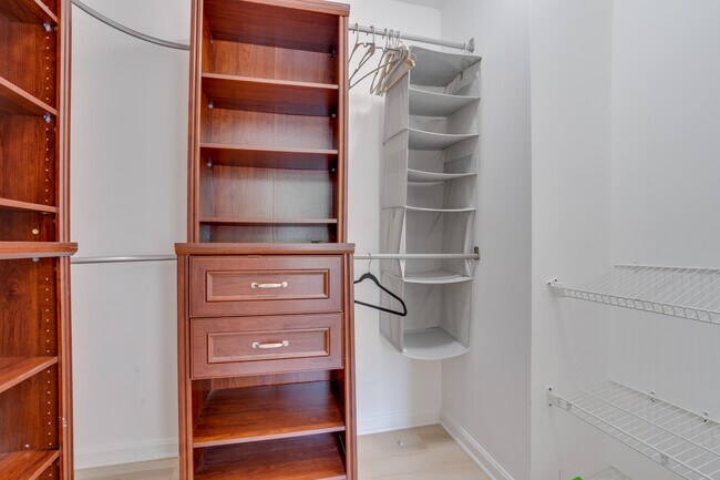 Primary Closet - 13032 Limestone Ct
