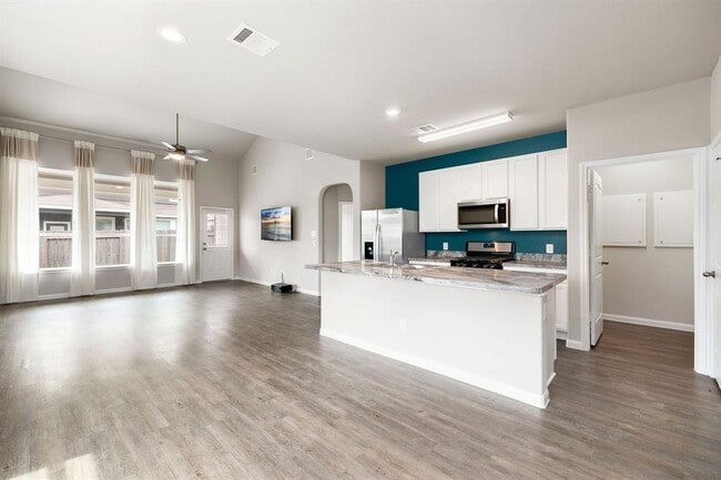Building Photo - 23603 Goodfellow Dr