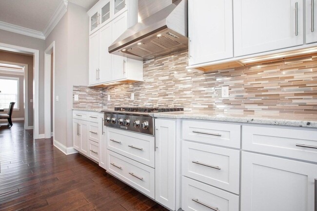 Building Photo - 10652 Arrowwood Dr