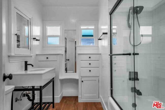 Building Photo - 223 N Almont Dr