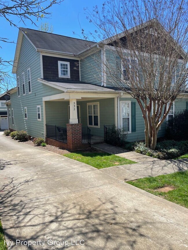 4 br, 2.5 bath House 530 Beaty Street 530 Beaty St Davidson NC