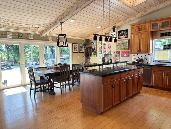 Building Photo - 960 Bayberry Point Dr