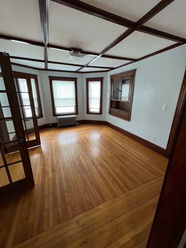 Living room 2 - 78 Broadway