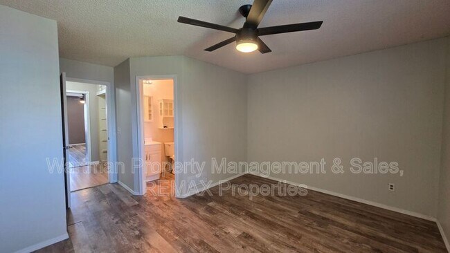 Building Photo - 4231 Charleston Dr