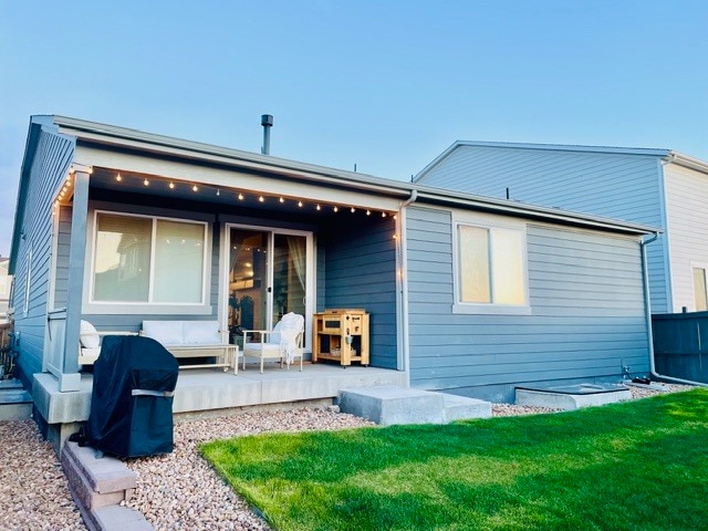 Building Photo - 13564 House Finch St