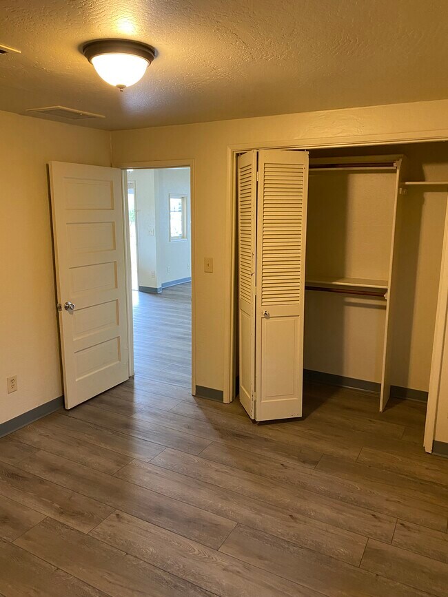 733 E Palo Verde Dr 733 E Palo Verde Dr Phoenix AZ 85014 Apartment