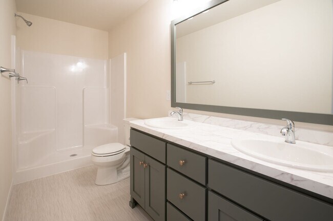 Building Photo - 1360 Goldenwood Dr
