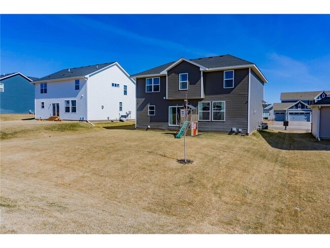 Building Photo - 1582 Edgebrook Ln