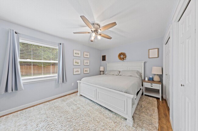 Building Photo - 109 Friar Tuck Dr