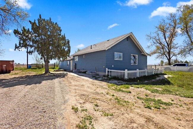 Building Photo - 781 S 1800 W