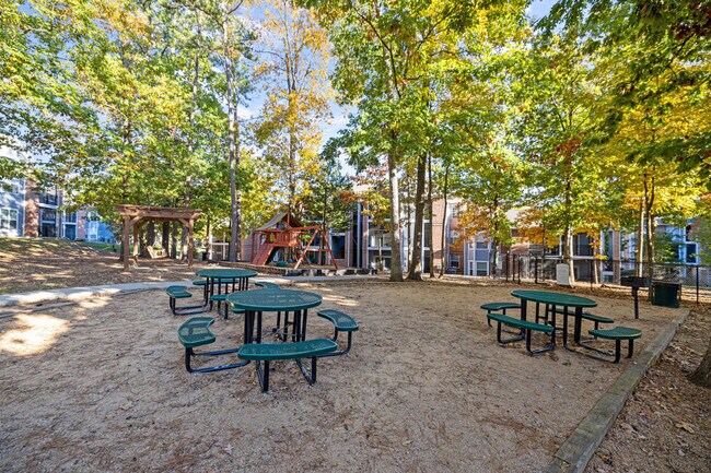 Building Photo - 812 Preston Grove Ave