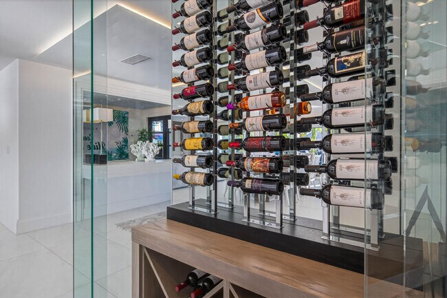 Building Photo - 3109 NE 42nd Ct