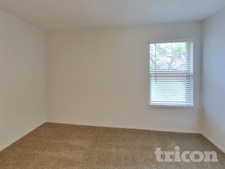 Building Photo - 1508 Clairborne Ct