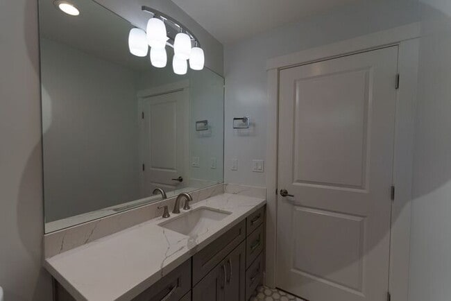 Building Photo - Remodeled Pacific Grove 2-Bedroom with Gourmet Kitchen