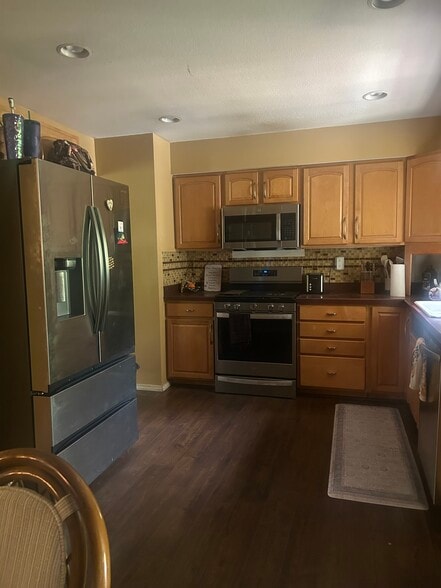Building Photo - 730 Meadow Springs Ct