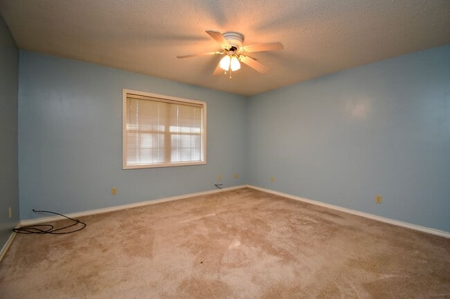 Building Photo - 2 Bedroom Duplex in Ruston