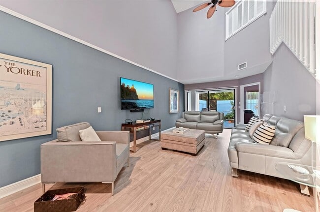 Building Photo - 507 Sea Oats Dr