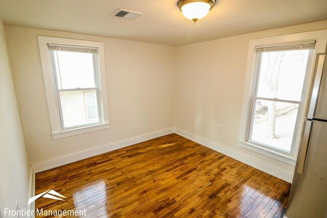 Building Photo - 926 Colorado St