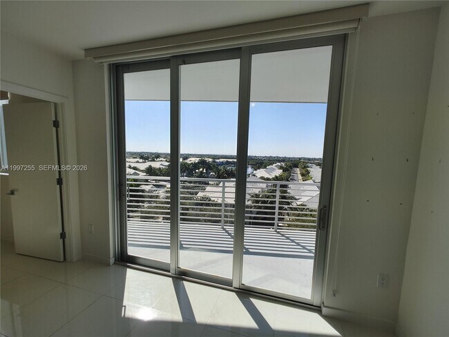 Building Photo - 7661 NW 107th Ave