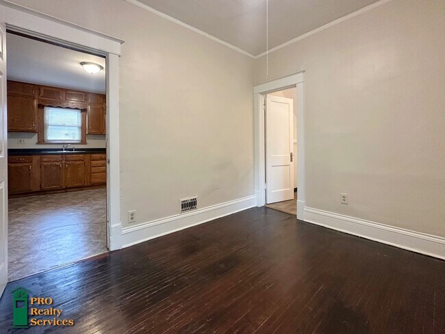 Building Photo - 4 Bedroom Home Close to Theodore Wirth Park