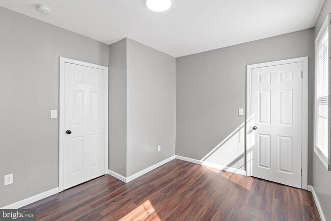 Building Photo - 1344 Princeton Ave